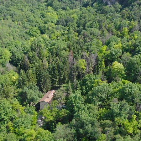 Крушун - Единствена На Метри От Водопадите, Krushun - The Only Stay Just Meters From The Waterfalls 克鲁舒纳 外观 照片