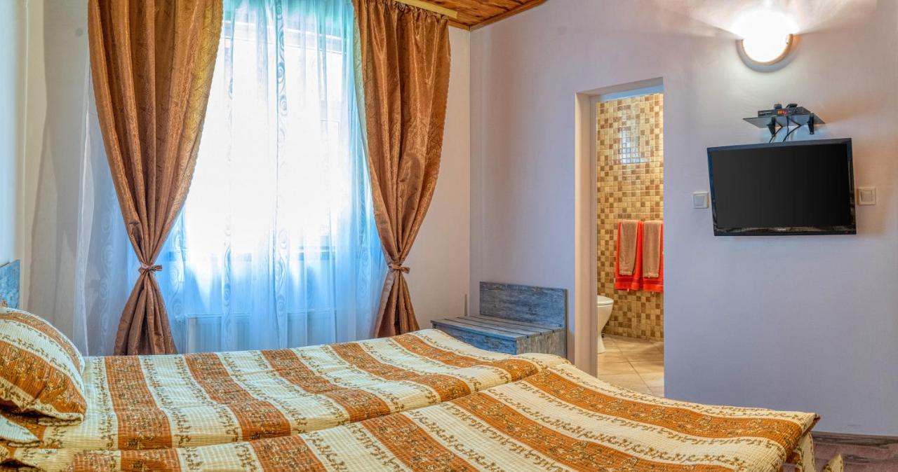 Крушун - Единствена На Метри От Водопадите, Krushun - The Only Stay Just Meters From The Waterfalls 克鲁舒纳 外观 照片