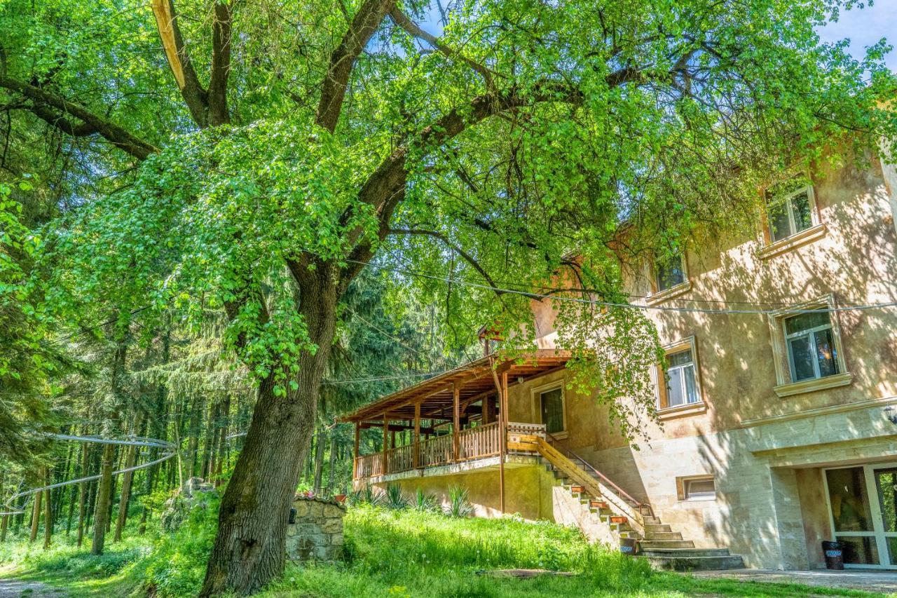 Крушун - Единствена На Метри От Водопадите, Krushun - The Only Stay Just Meters From The Waterfalls 克鲁舒纳 外观 照片