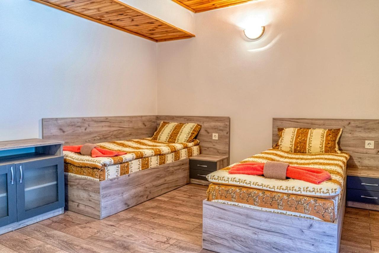 Крушун - Единствена На Метри От Водопадите, Krushun - The Only Stay Just Meters From The Waterfalls 克鲁舒纳 外观 照片