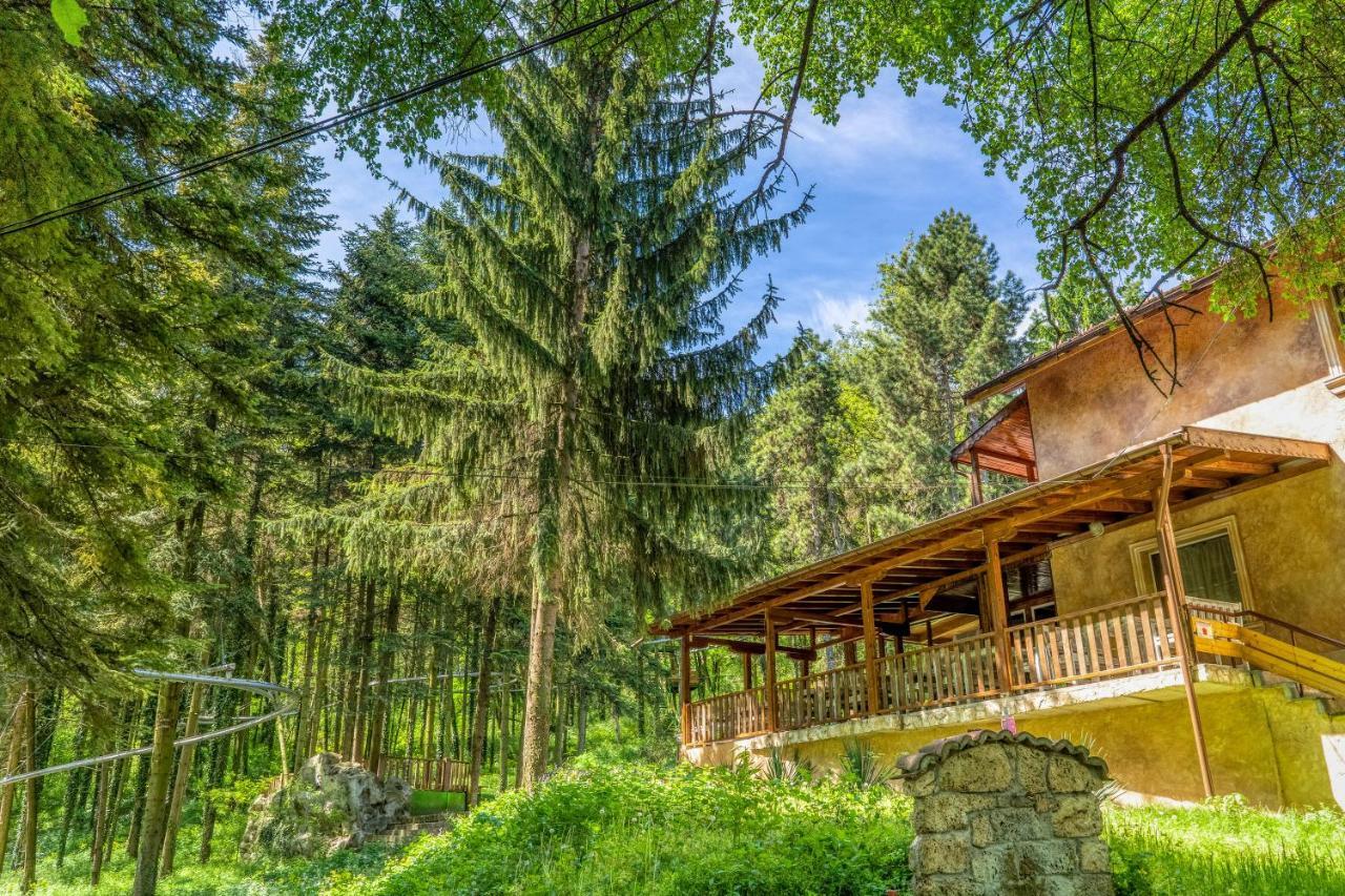 Крушун - Единствена На Метри От Водопадите, Krushun - The Only Stay Just Meters From The Waterfalls 克鲁舒纳 外观 照片